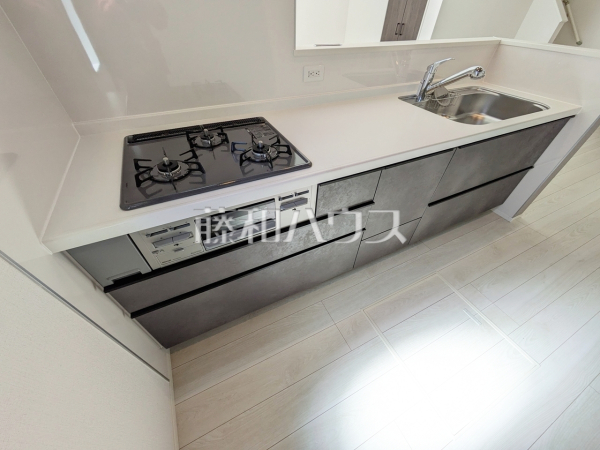 3号棟　キッチン　【八王子市館町】