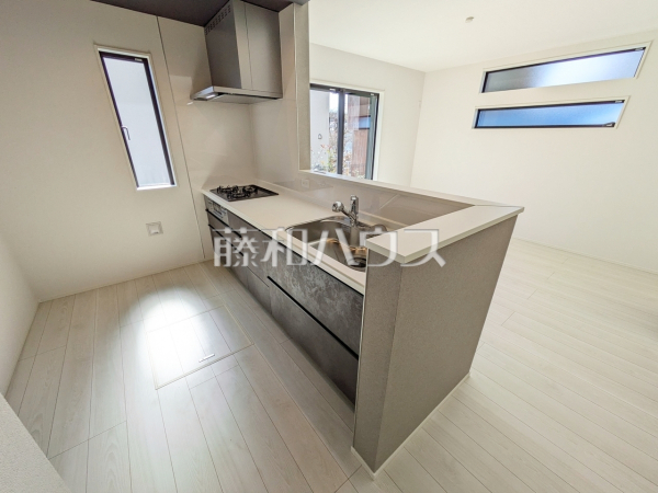 3号棟　キッチン　【八王子市館町】