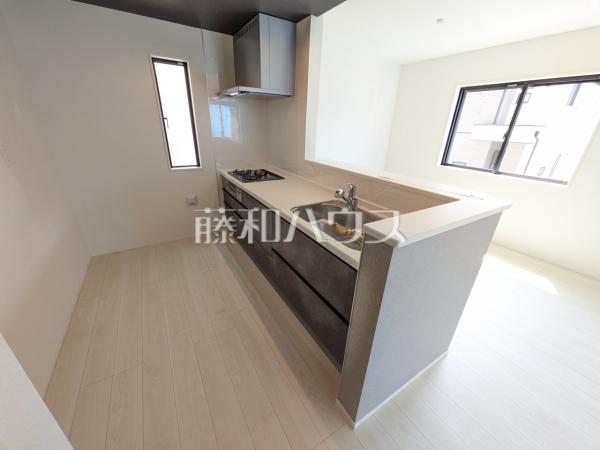 7号棟　キッチン　【八王子市館町】