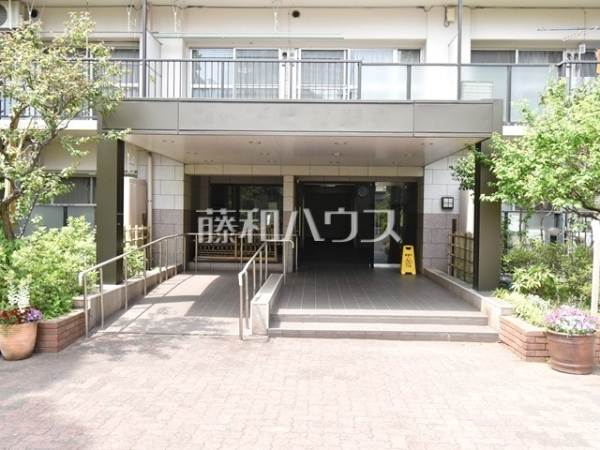 エントランス　【コープ府中武蔵野台　3号棟】