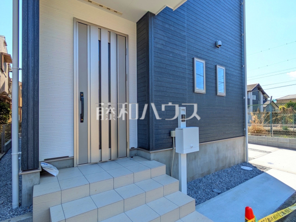 玄関　【新座市野火止３丁目】