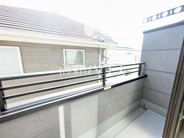 1号棟　バルコニー　【日野市多摩平３丁目】