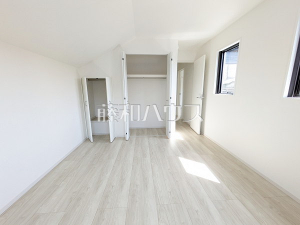 2号棟　居室　【日野市多摩平３丁目】