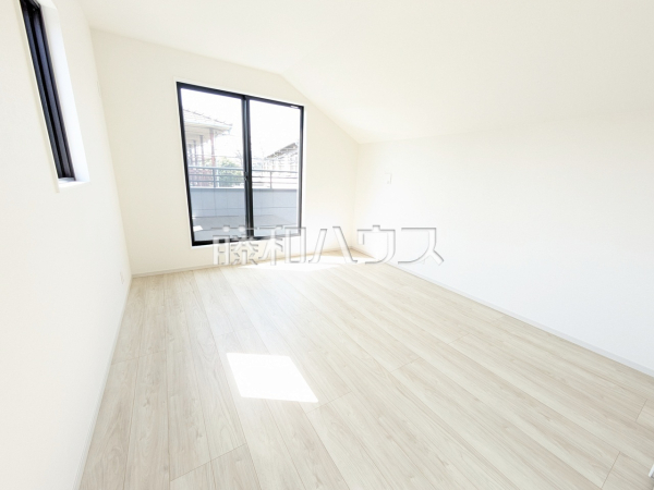 2号棟　居室　【日野市多摩平３丁目】