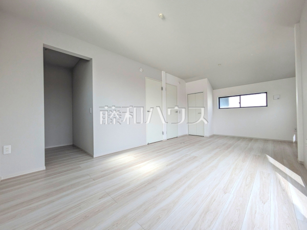 2号棟　居室　【八王子市長房町】