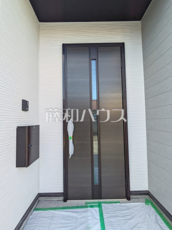 3号棟　玄関　【八王子市長房町】