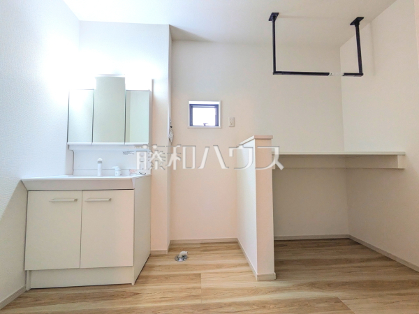 3号棟　洗面室　【八王子市長房町】