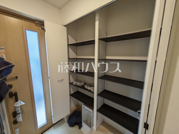 2号棟　収納　【小平市仲町】