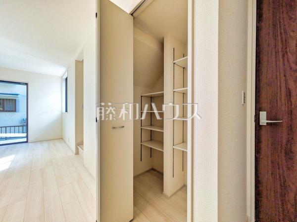 収納　【新座市野火止３丁目】