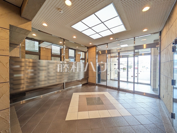 エントランス　【ローヤルシティ清瀬】