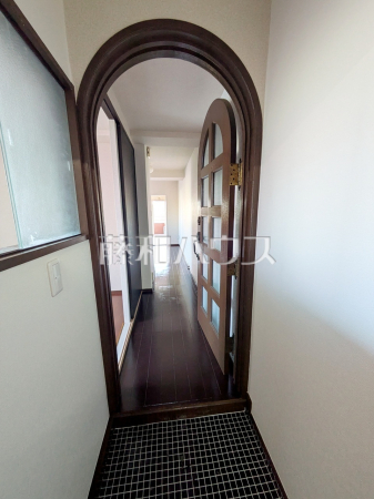 廊下　【泊第一ビル】