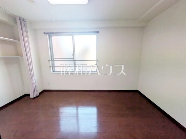 居室　【泊第一ビル】