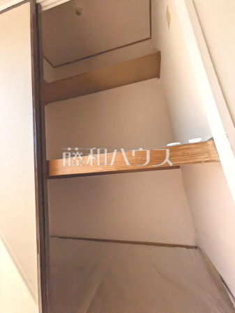 居室収納　【泊第一ビル】