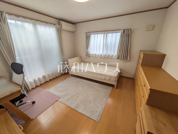 居室　【尾張旭市城山町三ツ池】