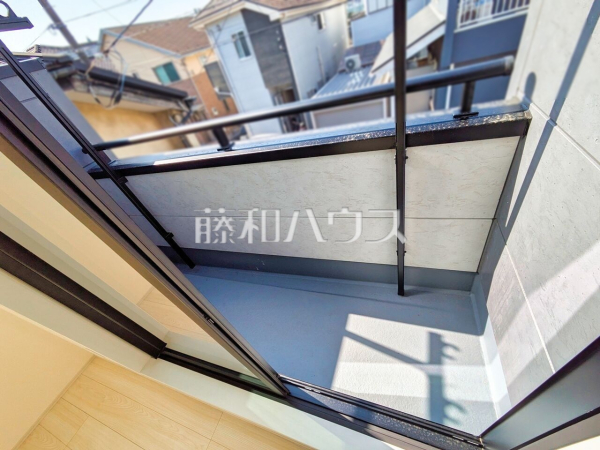 ≪2号棟　バルコニー≫南向きバルコニーは洗濯物もよく乾きます♪　【府中市若松町２丁目】