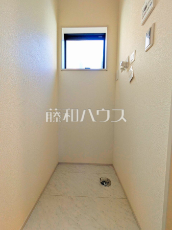 2号棟　洗面室　洗濯機を置くスペース【府中市若松町２丁目】