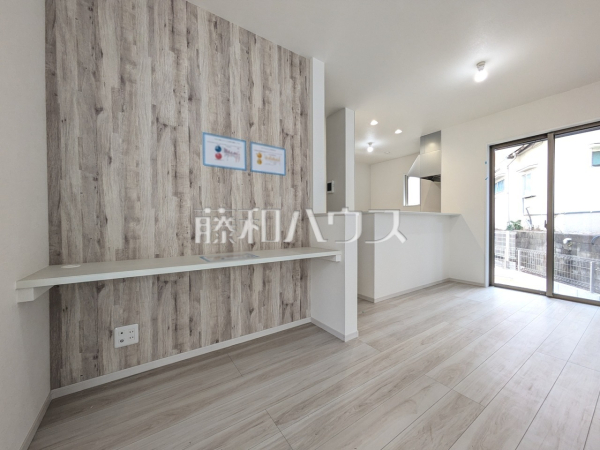 スタディカウンター　【富士見市上沢３丁目】