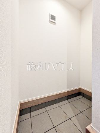 シューズクローク　【小平市上水新町２丁目】