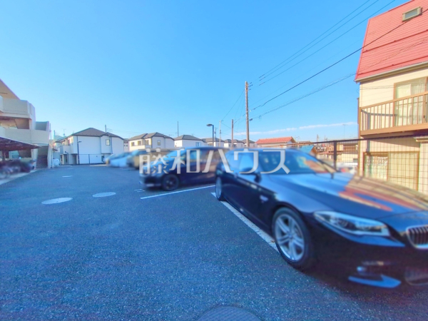 駐車場　【兼六ハイム保谷】