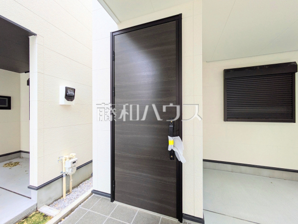 3号棟　玄関　【杉並区今川３丁目】