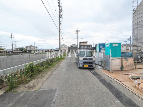 接道状況および現場風景　【北名古屋市鍜治ケ一色村内西】