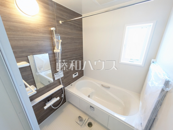 1号棟　浴室　【北名古屋市鍜治ケ一色村内西】