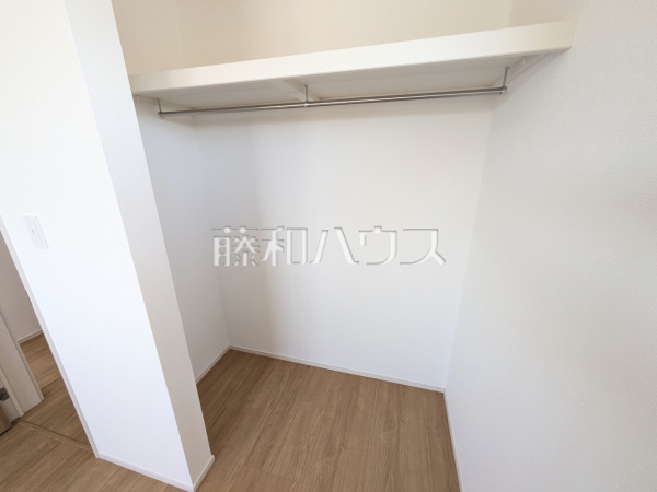 2号棟　収納　【北名古屋市鍜治ケ一色村内西】