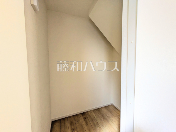 ウォークインクローゼット　【福岡市南区皿山１丁目】