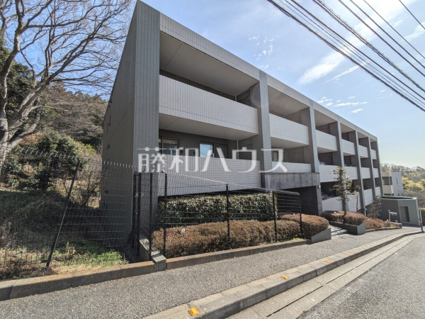 外観　【プリムローズ百草園】