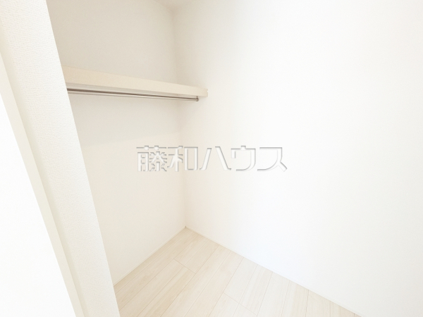 3号棟　ウォークインクローゼット　【北名古屋市六ツ師宮西】