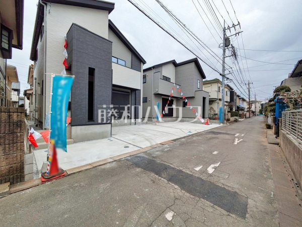 接道状況および現場風景　【所沢市青葉台】 平日のご案内も可能です。まずはお気軽にお問合せ下さいませ。 