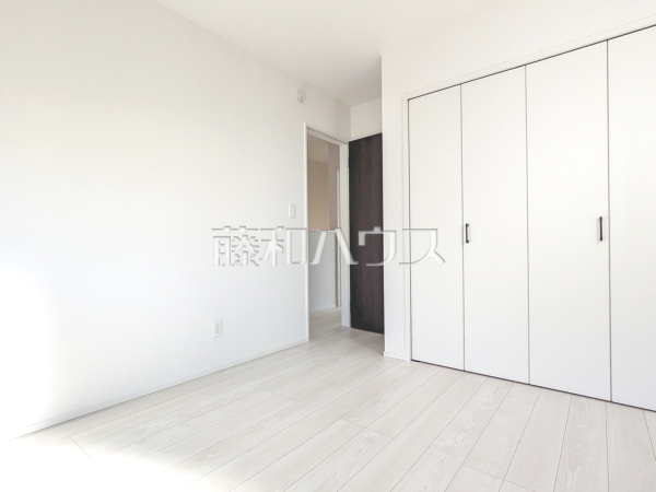 1号棟　居室　【日野市多摩平７丁目】