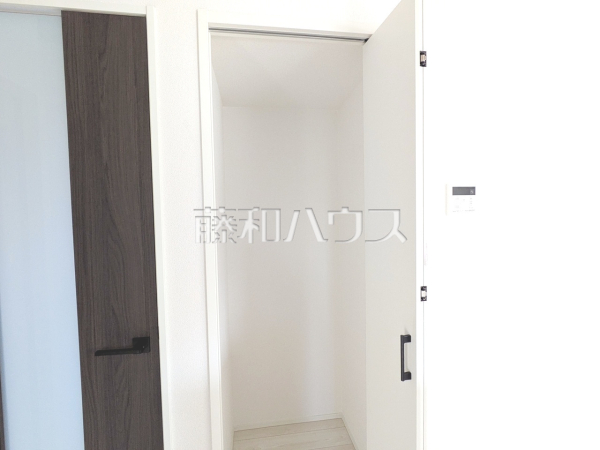 1号棟　収納　【日野市多摩平７丁目】