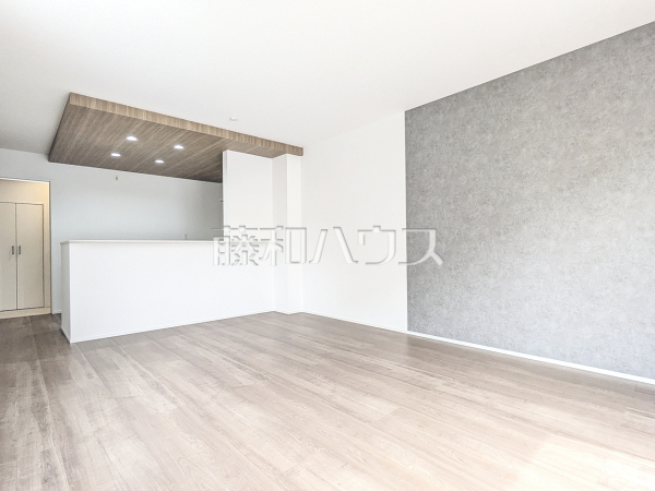 2号棟　リビング　【日野市多摩平７丁目】