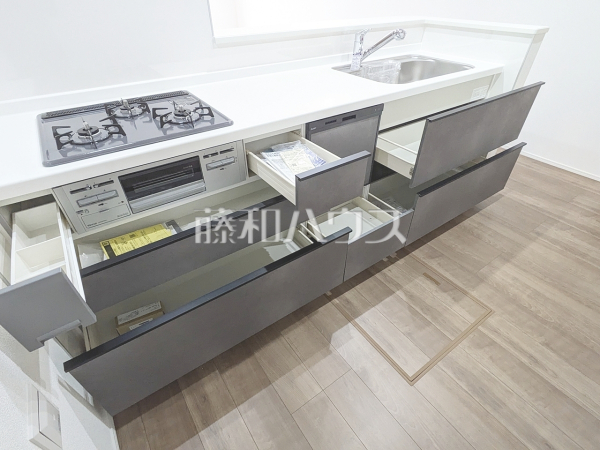 2号棟　キッチン　【日野市多摩平７丁目】