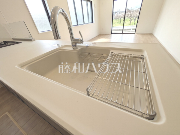 4号棟　キッチンシンク　【府中市朝日町１丁目】