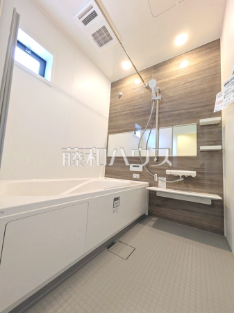 4号棟　浴室　【府中市朝日町１丁目】