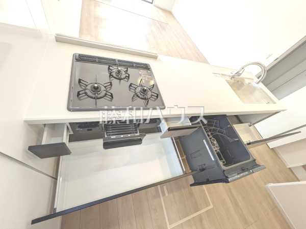 4号棟　キッチン　【府中市朝日町１丁目】