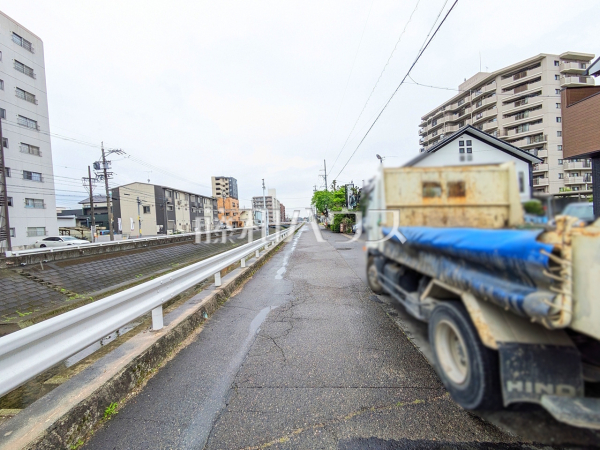 接道状況および現場風景　【春日井市乙輪町１丁目】