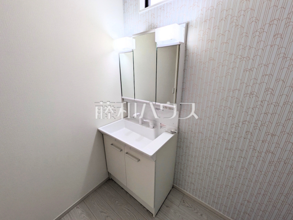 4号棟　洗面室　【福岡市西区小戸１丁目】