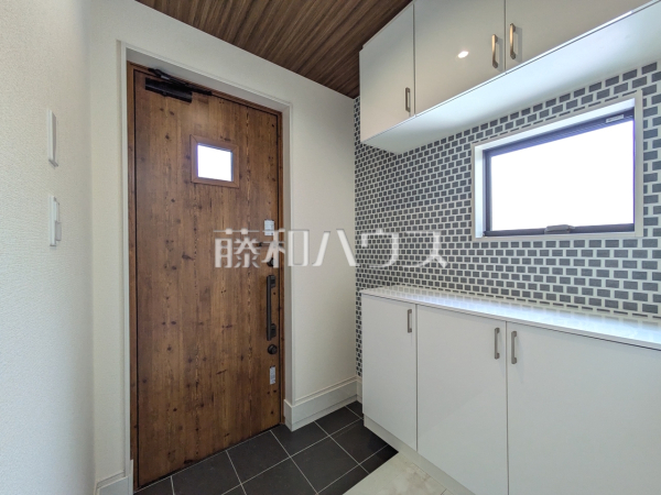 2号棟　玄関ホール　【小金井市前原町３丁目】