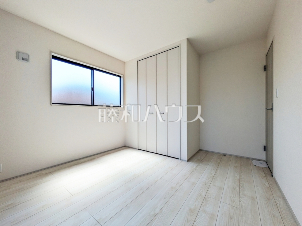 居室　【小平市学園西町３丁目】