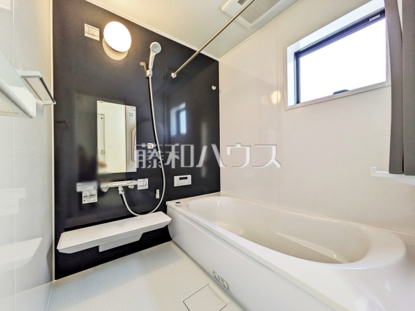 浴室　【小平市学園西町３丁目】