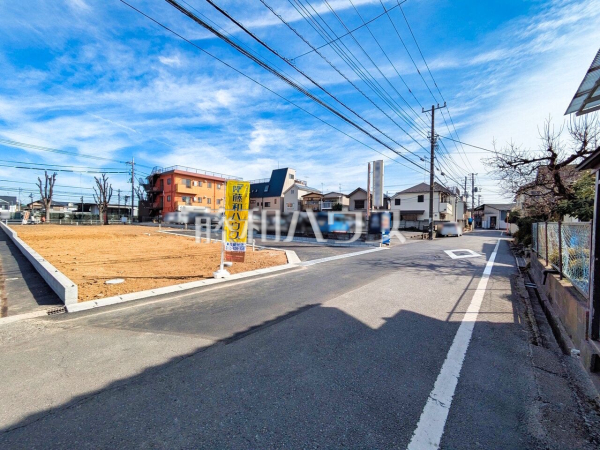 接道状況および現場風景　【東久留米市前沢５丁目】 周辺環境はもちろん日当たりや設備仕様など実際に行ってみないと分からないことも多くございます。営業担当がご案内いたしますのでお気軽にお問い合わせください