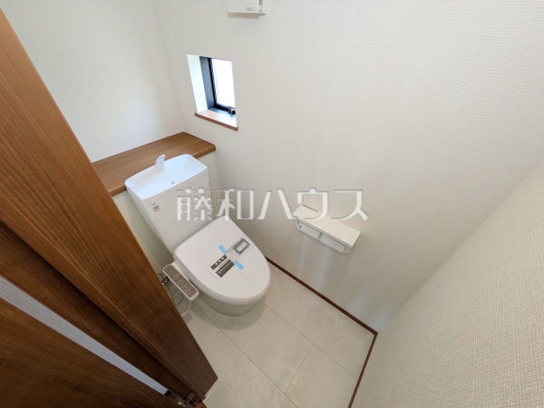 C号棟　トイレ　【国立市富士見台１丁目】