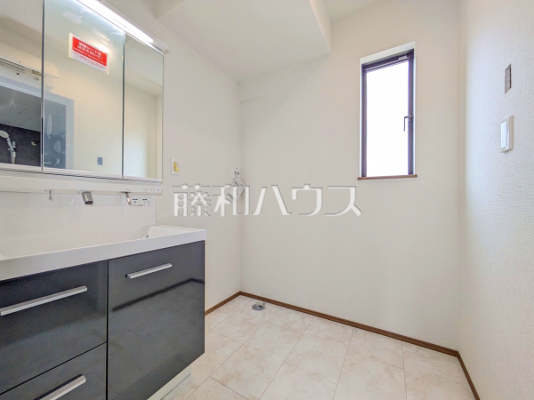 C号棟　洗面室　【国立市富士見台１丁目】