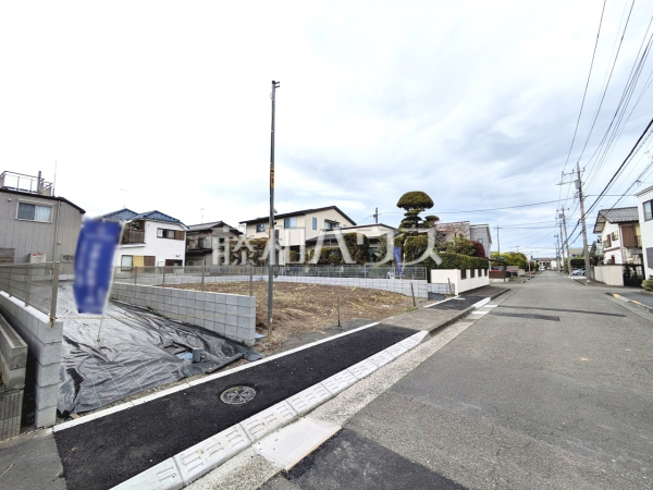 ≪接道状況≫周辺は落ち着いた雰囲気の住宅地です。小さなお子様がいるご家庭も安心です。　【府中市四谷３丁目】