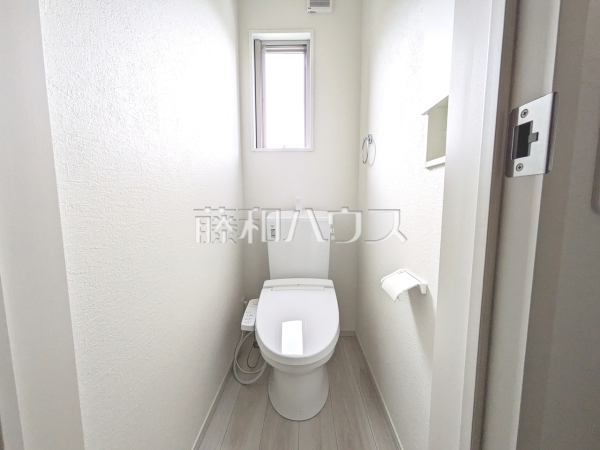 1号棟　トイレ　【八王子市鹿島】