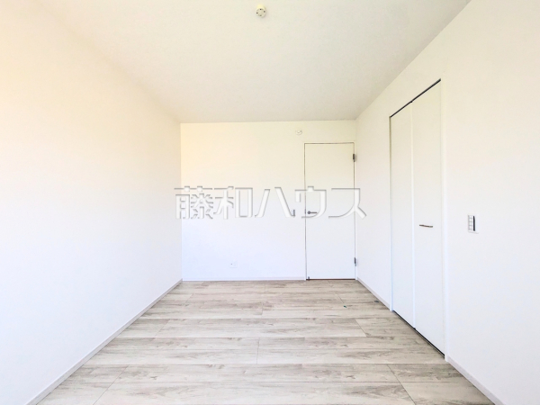 居室　【小平市中島町】