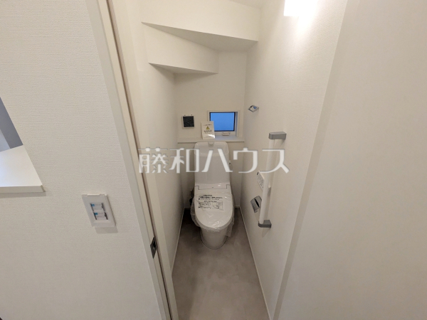 B号棟　トイレ　【調布市入間町１丁目】